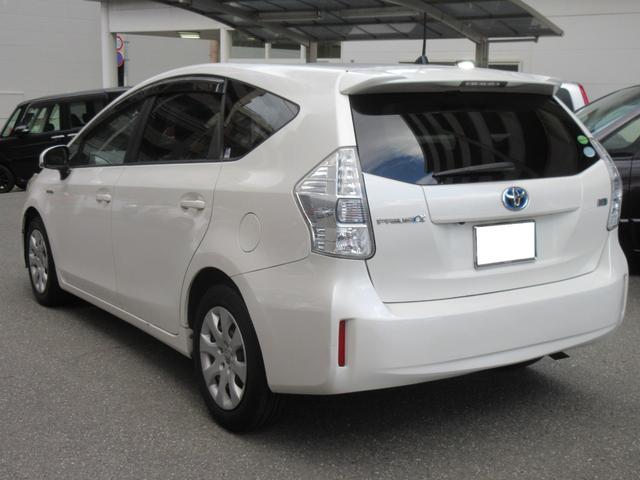 プリウスアルファ Ｓ　Ｌセレクション　ＥＴＣ　バックカメラ　ナビ　ＴＶ　スマートキー　電動格納ミラー　ＣＶＴ　盗難防止システム　衝突安全ボディ　ＡＢＳ　ＣＤ　ＤＶＤ再生　ＵＳＢ　Ｂｌｕｅｔｏｏｔｈ　エアコン　パワーステアリング（17枚目）