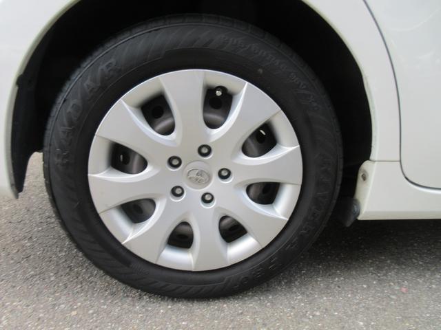 プリウスアルファ Ｓ　Ｌセレクション　ＥＴＣ　バックカメラ　ナビ　ＴＶ　スマートキー　電動格納ミラー　ＣＶＴ　盗難防止システム　衝突安全ボディ　ＡＢＳ　ＣＤ　ＤＶＤ再生　ＵＳＢ　Ｂｌｕｅｔｏｏｔｈ　エアコン　パワーステアリング（19枚目）