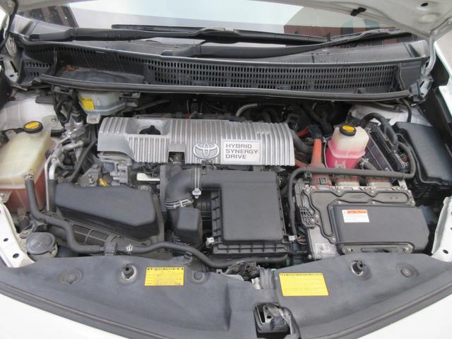 プリウスアルファ Ｓ　Ｌセレクション　ＥＴＣ　バックカメラ　ナビ　ＴＶ　スマートキー　電動格納ミラー　ＣＶＴ　盗難防止システム　衝突安全ボディ　ＡＢＳ　ＣＤ　ＤＶＤ再生　ＵＳＢ　Ｂｌｕｅｔｏｏｔｈ　エアコン　パワーステアリング（20枚目）