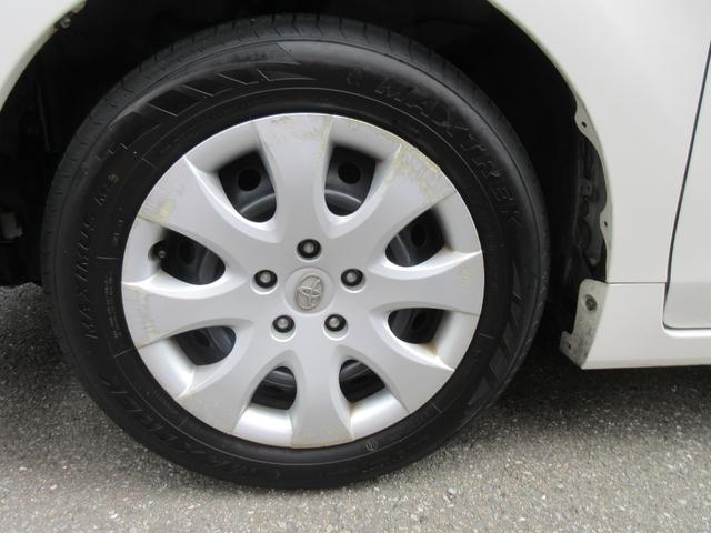 プリウスアルファ Ｓ　Ｌセレクション　ＥＴＣ　バックカメラ　ナビ　ＴＶ　スマートキー　電動格納ミラー　ＣＶＴ　盗難防止システム　衝突安全ボディ　ＡＢＳ　ＣＤ　ＤＶＤ再生　ＵＳＢ　Ｂｌｕｅｔｏｏｔｈ　エアコン　パワーステアリング（22枚目）