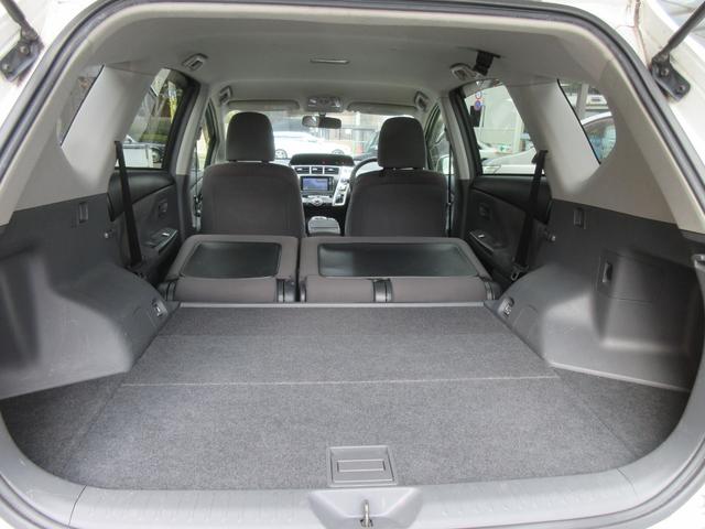 プリウスアルファ Ｓ　Ｌセレクション　ＥＴＣ　バックカメラ　ナビ　ＴＶ　スマートキー　電動格納ミラー　ＣＶＴ　盗難防止システム　衝突安全ボディ　ＡＢＳ　ＣＤ　ＤＶＤ再生　ＵＳＢ　Ｂｌｕｅｔｏｏｔｈ　エアコン　パワーステアリング（30枚目）