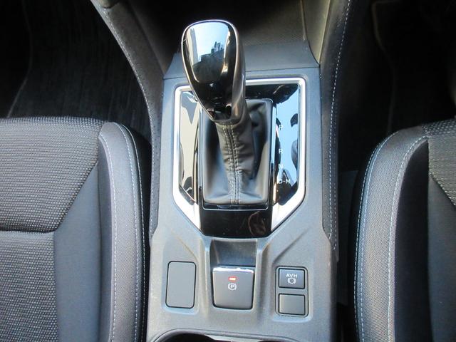 ���i�����ގ��ɕK�����삷�郌�o�[�ł��B����̂��₷�����̂ɂȂ��Ă��܂��B���Ј�x�̊����Ă��������B