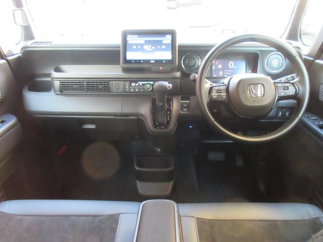 Ｎ－ＢＯＸカスタム ターボ　ホンダセンシング　衝突軽減ブレーキ　アダプティブクルーズコントロール　車線維持支援システム　パーキングセンサー　ＥＴＣ　バックカメラ　両側電動スライドドア　レーンアシスト　衝突被害軽減システム　ＬＥＤ（2枚目）