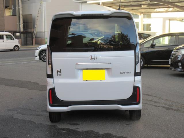 Ｎ－ＢＯＸカスタム ターボ　ホンダセンシング　衝突軽減ブレーキ　アダプティブクルーズコントロール　車線維持支援システム　パーキングセンサー　ＥＴＣ　バックカメラ　両側電動スライドドア　レーンアシスト　衝突被害軽減システム　ＬＥＤ（16枚目）