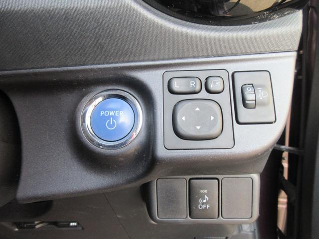 アクア Ｓ　ＥＴＣ　バックカメラ　ナビ　ＴＶ　スマートキー　電動格納ミラー　ＣＶＴ　衝突安全ボディ　記録簿　ＡＢＳ　ＥＳＣ　ＣＤ　Ｂｌｕｅｔｏｏｔｈ　エアコン　パワーステアリング　パワーウィンドウ（12枚目）