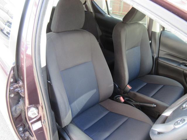 アクア Ｓ　ＥＴＣ　バックカメラ　ナビ　ＴＶ　スマートキー　電動格納ミラー　ＣＶＴ　衝突安全ボディ　記録簿　ＡＢＳ　ＥＳＣ　ＣＤ　Ｂｌｕｅｔｏｏｔｈ　エアコン　パワーステアリング　パワーウィンドウ（17枚目）