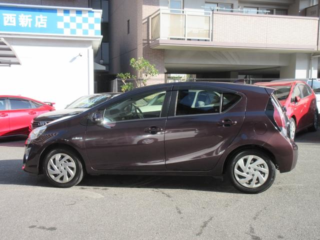 アクア Ｓ　ＥＴＣ　バックカメラ　ナビ　ＴＶ　スマートキー　電動格納ミラー　ＣＶＴ　衝突安全ボディ　記録簿　ＡＢＳ　ＥＳＣ　ＣＤ　Ｂｌｕｅｔｏｏｔｈ　エアコン　パワーステアリング　パワーウィンドウ（31枚目）