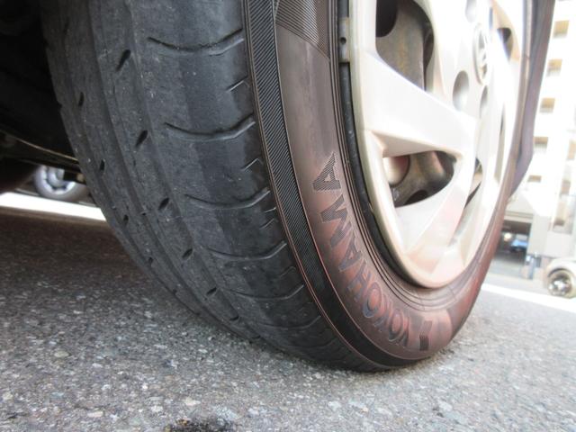 アクア Ｓ　ＥＴＣ　バックカメラ　ナビ　ＴＶ　スマートキー　電動格納ミラー　ＣＶＴ　衝突安全ボディ　記録簿　ＡＢＳ　ＥＳＣ　ＣＤ　Ｂｌｕｅｔｏｏｔｈ　エアコン　パワーステアリング　パワーウィンドウ（34枚目）