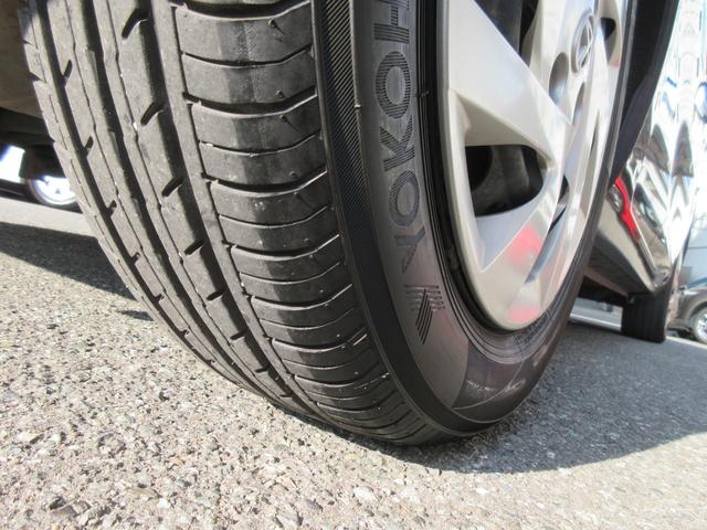 アクア Ｓ　ＥＴＣ　バックカメラ　ナビ　ＴＶ　スマートキー　電動格納ミラー　ＣＶＴ　衝突安全ボディ　記録簿　ＡＢＳ　ＥＳＣ　ＣＤ　Ｂｌｕｅｔｏｏｔｈ　エアコン　パワーステアリング　パワーウィンドウ（36枚目）