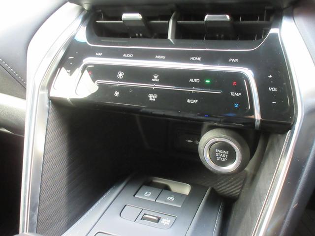 ハリアー Ｚ　ＪＢＬサウンドシステム　ハーフレザーシート　アップディスプレイクルーズコントロール　ヘッドアップディスプレイ　ブラインドスポットモニター　デジタルインナーミラー　コーナーセンサー　パワーシート（7枚目）