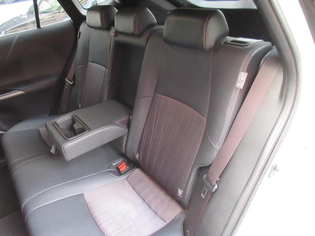 ハリアー Ｚ　ＪＢＬサウンドシステム　ハーフレザーシート　アップディスプレイクルーズコントロール　ヘッドアップディスプレイ　ブラインドスポットモニター　デジタルインナーミラー　コーナーセンサー　パワーシート（26枚目）