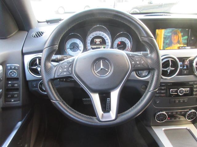 ＧＬＫクラス ＧＬＫ３５０　４マチック　ブルーエフィシェンシー　４ＷＤ　ＥＴＣ　バックカメラ　オートクルーズコントロール　パワーシート　ナビ　ＨＩＤ　ヘッドライトウォッシャー　電動リアゲート　アルミホイール　スマートキー　電動格納ミラー　シートヒーター　ＡＴ（14枚目）