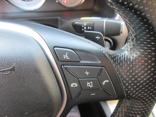 ＧＬＫクラス ＧＬＫ３５０　４マチック　ブルーエフィシェンシー　４ＷＤ　ＥＴＣ　バックカメラ　オートクルーズコントロール　パワーシート　ナビ　ＨＩＤ　ヘッドライトウォッシャー　電動リアゲート　アルミホイール　スマートキー　電動格納ミラー　シートヒーター　ＡＴ（16枚目）