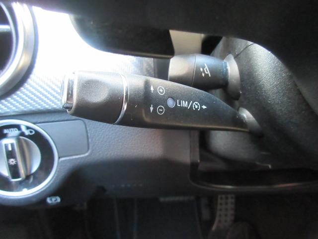 ＧＬＫクラス ＧＬＫ３５０　４マチック　ブルーエフィシェンシー　４ＷＤ　ＥＴＣ　バックカメラ　オートクルーズコントロール　パワーシート　ナビ　ＨＩＤ　ヘッドライトウォッシャー　電動リアゲート　アルミホイール　スマートキー　電動格納ミラー　シートヒーター　ＡＴ（17枚目）