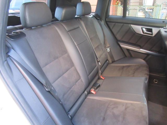 ＧＬＫクラス ＧＬＫ３５０　４マチック　ブルーエフィシェンシー　４ＷＤ　ＥＴＣ　バックカメラ　オートクルーズコントロール　パワーシート　ナビ　ＨＩＤ　ヘッドライトウォッシャー　電動リアゲート　アルミホイール　スマートキー　電動格納ミラー　シートヒーター　ＡＴ（23枚目）