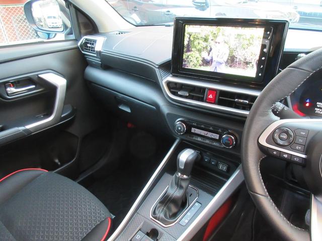 ライズ Ｚ　クリアランスソナー　オートクルーズコントロール　衝突被害軽減システム　ナビ　ＴＶ　オートライト　ＬＥＤヘッドランプ　アルミホイール　スマートキー　アイドリングストップ　電動格納ミラー　シートヒーター（3枚目）