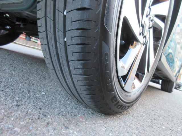 ライズ Ｚ　クリアランスソナー　オートクルーズコントロール　衝突被害軽減システム　ナビ　ＴＶ　オートライト　ＬＥＤヘッドランプ　アルミホイール　スマートキー　アイドリングストップ　電動格納ミラー　シートヒーター（36枚目）