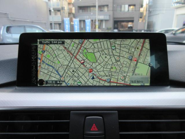 ３シリーズ ３２０ｉ　Ｍスポーツ　ＥＴＣ　バックカメラ　ナビ　クリアランスソナー　オートクルーズコントロール　レーンアシスト　アルミホイール　オートライト　パワーシート　ＡＴ　盗難防止システム　記録簿　ＡＢＳ　ＣＤ　ＤＶＤ再生（5枚目）