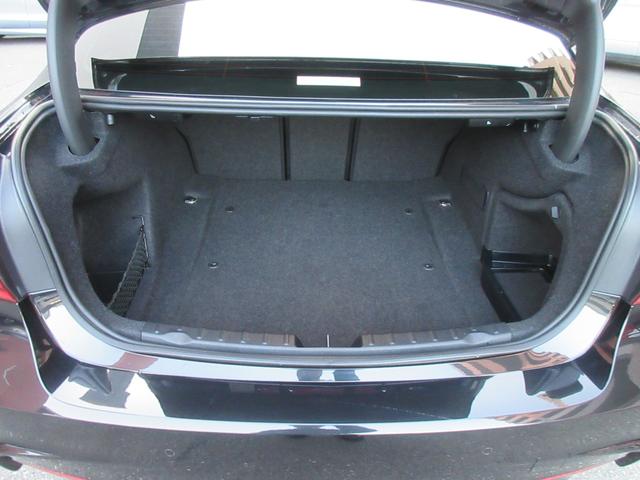 ３シリーズ ３２０ｉ　Ｍスポーツ　ＥＴＣ　バックカメラ　ナビ　クリアランスソナー　オートクルーズコントロール　レーンアシスト　アルミホイール　オートライト　パワーシート　ＡＴ　盗難防止システム　記録簿　ＡＢＳ　ＣＤ　ＤＶＤ再生（18枚目）