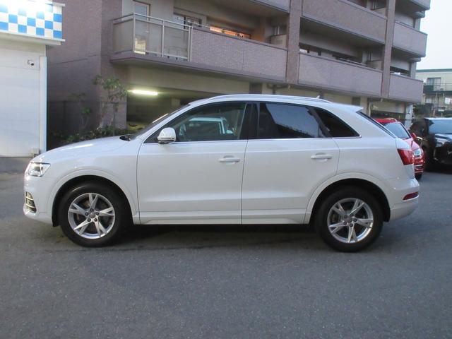 Ｑ３ ２．０ＴＦＳＩクワトロ１８０ＰＳ　４ＷＤ　バックカメラ　クリアランスソナー　パワーシート　ナビ　ＴＶ　オートライト　ＨＩＤ　アルミホイール　スマートキー　アイドリングストップ　シートヒーター　ＡＴ　盗難防止システム　ＣＤ　ＤＶＤ再生（22枚目）