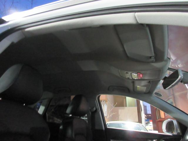 Ｑ３ ２．０ＴＦＳＩクワトロ１８０ＰＳ　４ＷＤ　バックカメラ　クリアランスソナー　パワーシート　ナビ　ＴＶ　オートライト　ＨＩＤ　アルミホイール　スマートキー　アイドリングストップ　シートヒーター　ＡＴ　盗難防止システム　ＣＤ　ＤＶＤ再生（30枚目）