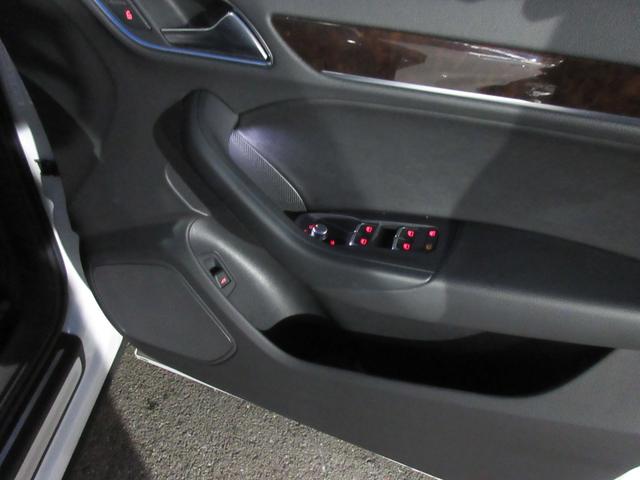 Ｑ３ ２．０ＴＦＳＩクワトロ１８０ＰＳ　４ＷＤ　バックカメラ　クリアランスソナー　パワーシート　ナビ　ＴＶ　オートライト　ＨＩＤ　アルミホイール　スマートキー　アイドリングストップ　シートヒーター　ＡＴ　盗難防止システム　ＣＤ　ＤＶＤ再生（34枚目）