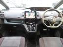 毎回座るフロントシート。運転席は必ず使用する部分ですので、座り心地が重要です!