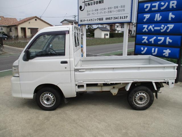 ハイゼットトラック スペシャル　エアコンなし　パワステなし　オートマ　三方開　鳥居　荷台ラバーマット（2枚目）