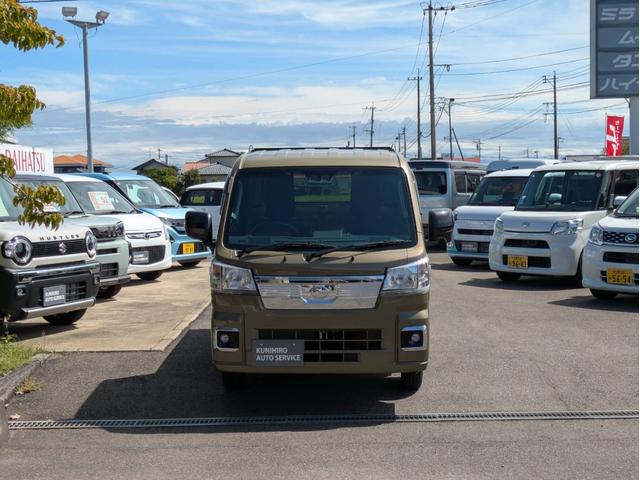 ハイゼットトラック エクストラＳＡＩＩＩｔ　４ＷＤ　ＣＶＴ　登録届出済未使用車　プッシュスタート　パワーウィンドウ　フロアマット　ドアバイザー　ゲートプロテクター　４枚リーフスプリング（2枚目）
