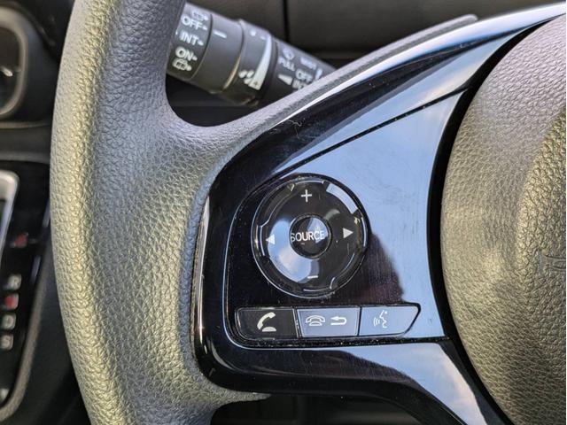 Ｎ－ＢＯＸカスタム ＥＸ　両側パワースライドドア　純正ナビ　Ｂｌｕｅｔｏｏｔｈ　ＥＴＣ　フルセグテレビ　ＬＥＤヘッドライト　純正アルミホイール　両席シートヒーター　ＣＴＢＡ（16枚目）