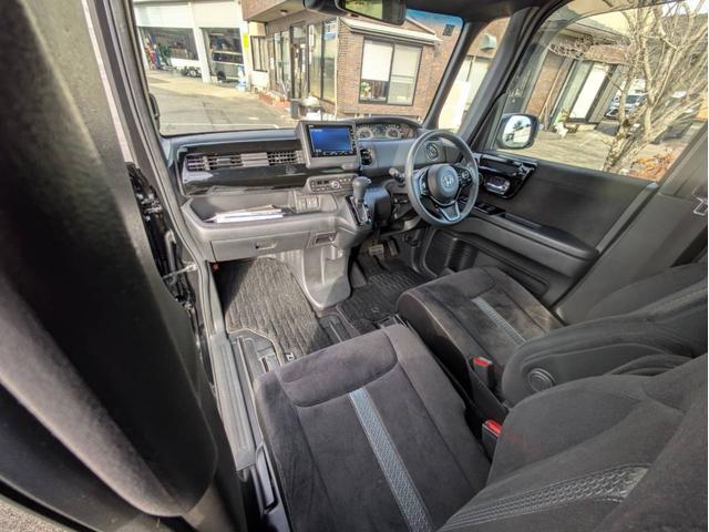 Ｎ－ＢＯＸカスタム ＥＸ　両側パワースライドドア　純正ナビ　Ｂｌｕｅｔｏｏｔｈ　ＥＴＣ　フルセグテレビ　ＬＥＤヘッドライト　純正アルミホイール　両席シートヒーター　ＣＴＢＡ（26枚目）