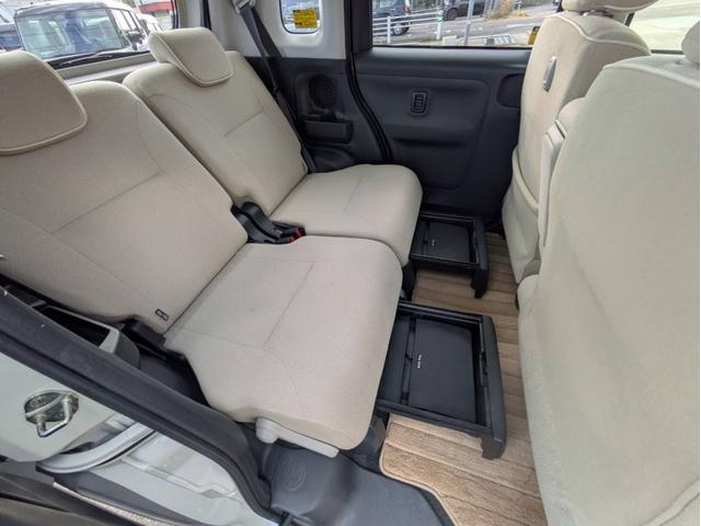 ムーヴキャンバス Ｇメイクアップ　ＳＡＩＩＩ　純正ナビ　Ｂｌｕｅｔｏｏｔｈ　ナビ連動ドライブレコーダー　バックモニター　両側パワースライドドア　ＬＥＤヘッドライト　ＬＥＤフォグランプ　タイヤ４本新品　プッシュスタートスイッチ（19枚目）