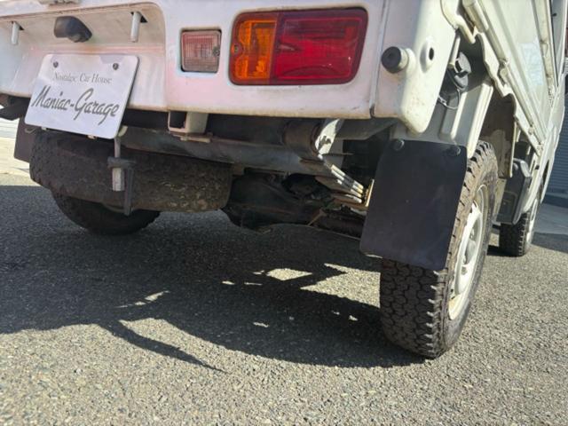 ハイゼットトラック スタンダード　農用スペシャル　３方開　４ＷＤ　エアコン　パワーステアリング（10枚目）