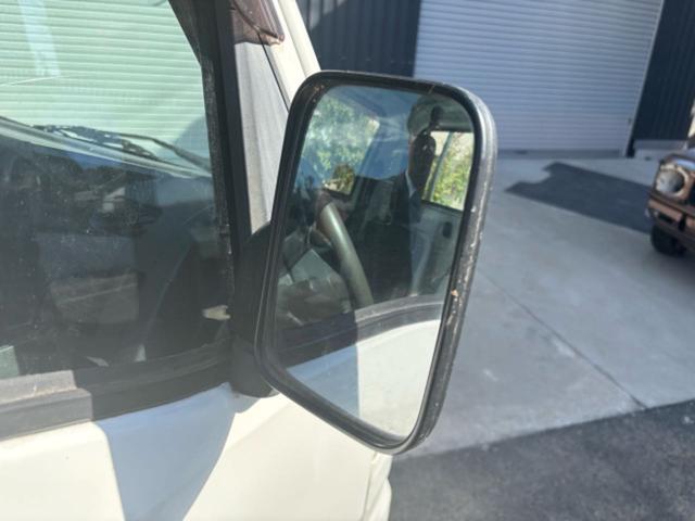 ハイゼットトラック スタンダード　農用スペシャル　３方開　４ＷＤ　エアコン　パワーステアリング（15枚目）