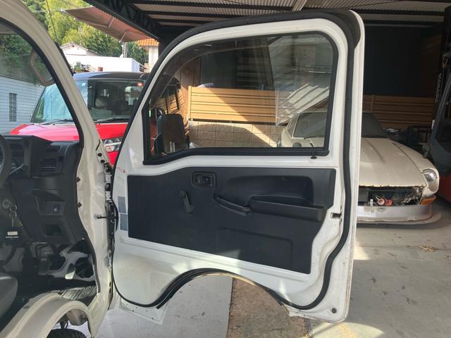 ハイゼットトラック スタンダード　農用スペシャル　３方開　４ＷＤ　エアコン　パワーステアリング（22枚目）