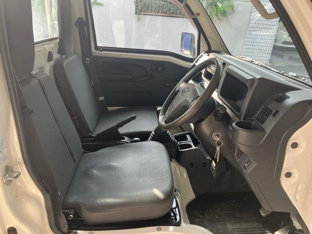 ハイゼットトラック スタンダード　農用スペシャル　３方開　４ＷＤ　エアコン　パワーステアリング（25枚目）