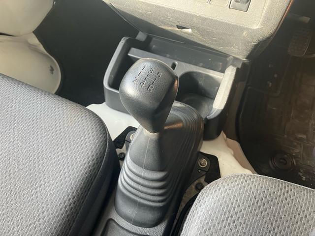 ハイゼットトラック スタンダード　農用スペシャル　３方開　４ＷＤ　エアコン　パワーステアリング（33枚目）