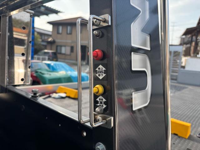 デュトロ 　ハイグレード　積載車　ユニックＮＥＯαＰＬＵＳ　シートヒーター　メモリーナビ　フルセグＴＶ　ＤＶＤ　ＣＤ　オーディオ　バックカメラ　ＬＥＤヘッド　アイドリングストップ　キーレスエントリー　スマートキー（33枚目）