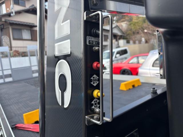 デュトロ 　ハイグレード　積載車　ユニックＮＥＯαＰＬＵＳ　シートヒーター　メモリーナビ　フルセグＴＶ　ＤＶＤ　ＣＤ　オーディオ　バックカメラ　ＬＥＤヘッド　アイドリングストップ　キーレスエントリー　スマートキー（34枚目）