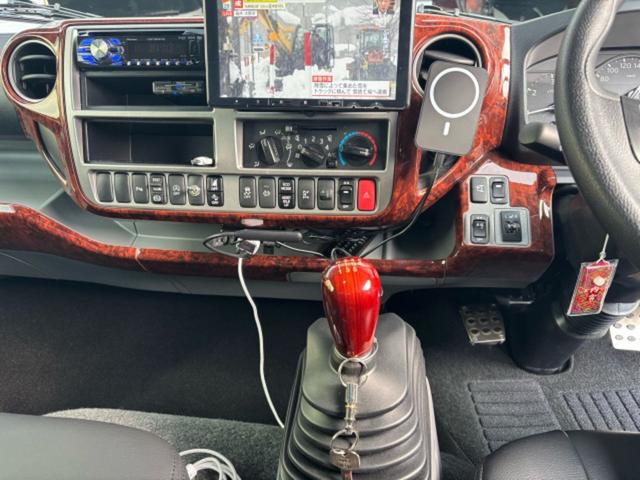 デュトロ 　ハイグレード　積載車　ユニックＮＥＯαＰＬＵＳ　シートヒーター　メモリーナビ　フルセグＴＶ　ＤＶＤ　ＣＤ　オーディオ　バックカメラ　ＬＥＤヘッド　アイドリングストップ　キーレスエントリー　スマートキー（58枚目）