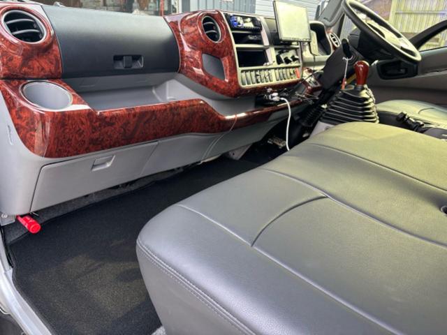 デュトロ 　ハイグレード　積載車　ユニックＮＥＯαＰＬＵＳ　シートヒーター　メモリーナビ　フルセグＴＶ　ＤＶＤ　ＣＤ　オーディオ　バックカメラ　ＬＥＤヘッド　アイドリングストップ　キーレスエントリー　スマートキー（59枚目）