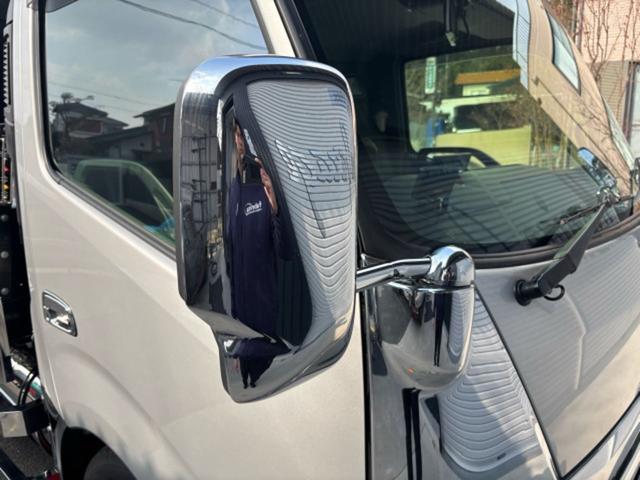 デュトロ 　ハイグレード　積載車　ユニックＮＥＯαＰＬＵＳ　シートヒーター　メモリーナビ　フルセグＴＶ　ＤＶＤ　ＣＤ　オーディオ　バックカメラ　ＬＥＤヘッド　アイドリングストップ　キーレスエントリー　スマートキー（72枚目）