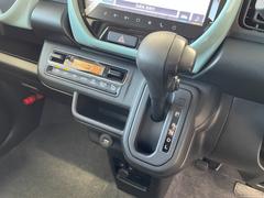 必ず使用するシフトレバー。確りと確認したいですね。 7