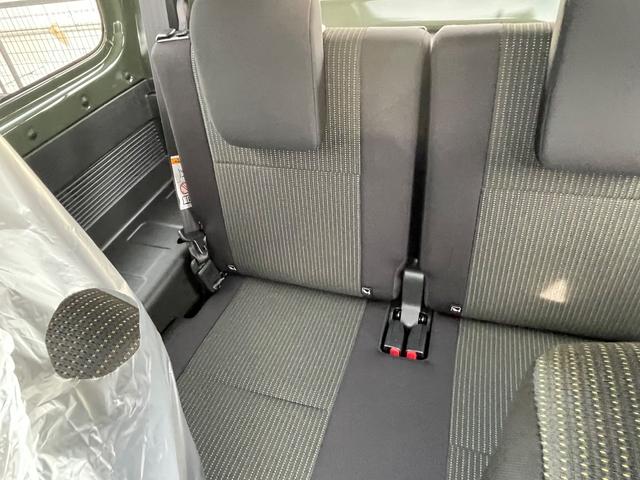 ジムニー ＸＣ　届け出済み未使用車　シートヒーター　スマートキー　プッシュスタート　ＬＥＤヘッドランプ　アイドリングストップ　衝突被害軽減システム　衝突安全ボディ　盗難防止システム（14枚目）