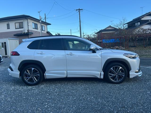 カローラクロス ハイブリッド　Ｚ　寒冷地仕様　１０．５インチナビ　モデリスタエアロ　サンルーフ　テレビキャンセラー　レクサスホーン　ステアリングヒーター　シートヒーター　ＥＴＣ　ドラレコ（4枚目）