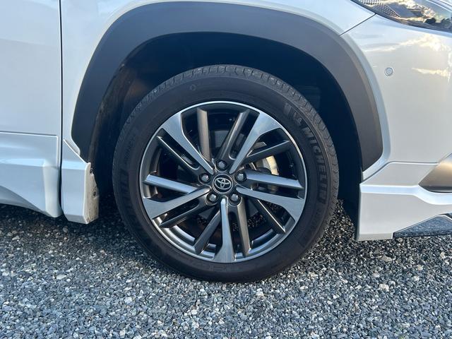 カローラクロス ハイブリッド　Ｚ　寒冷地仕様　１０．５インチナビ　モデリスタエアロ　サンルーフ　テレビキャンセラー　レクサスホーン　ステアリングヒーター　シートヒーター　ＥＴＣ　ドラレコ（10枚目）