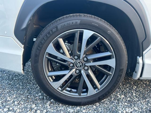 カローラクロス ハイブリッド　Ｚ　寒冷地仕様　１０．５インチナビ　モデリスタエアロ　サンルーフ　テレビキャンセラー　レクサスホーン　ステアリングヒーター　シートヒーター　ＥＴＣ　ドラレコ（12枚目）