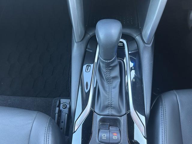 カローラクロス ハイブリッド　Ｚ　寒冷地仕様　１０．５インチナビ　モデリスタエアロ　サンルーフ　テレビキャンセラー　レクサスホーン　ステアリングヒーター　シートヒーター　ＥＴＣ　ドラレコ（24枚目）