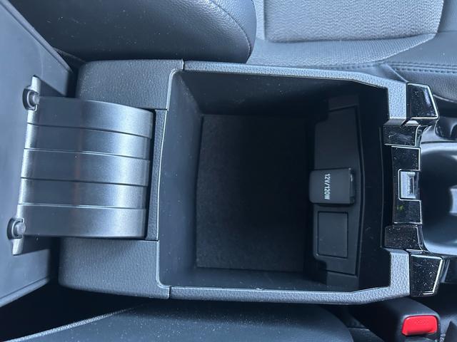 カローラクロス ハイブリッド　Ｚ　寒冷地仕様　１０．５インチナビ　モデリスタエアロ　サンルーフ　テレビキャンセラー　レクサスホーン　ステアリングヒーター　シートヒーター　ＥＴＣ　ドラレコ（30枚目）