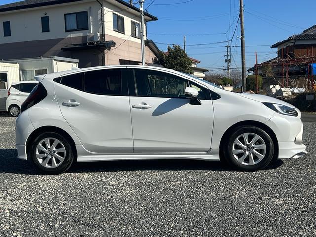 アクア Ｚ　Ｚ　モデリスタエアロ　シートヒーター　ステアリングヒーター　Ｂｌｕｅｔｏｏｔｈ　ドライブレコーダー　ＥＴＣ　走行時テレビ視聴可能　純正１０．５型ＤＡ　パワーシート（4枚目）